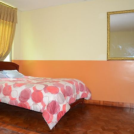 Hotel Real Madrid Riobamba Dış mekan fotoğraf