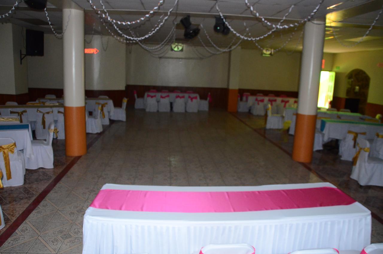 Hotel Real Madrid Riobamba Dış mekan fotoğraf