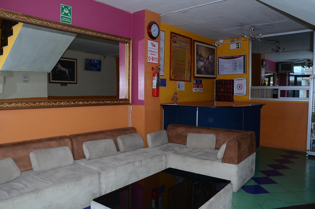 Hotel Real Madrid Riobamba Dış mekan fotoğraf