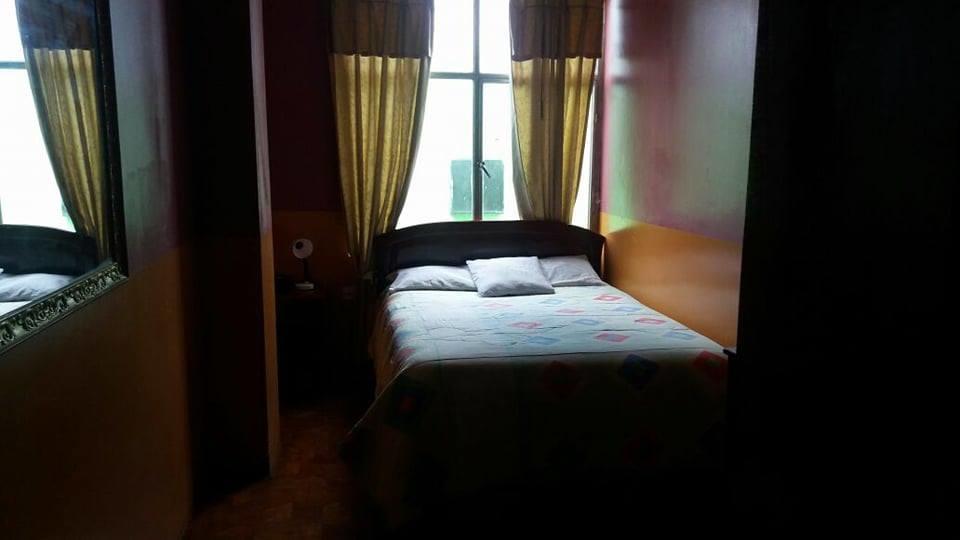 Hotel Real Madrid Riobamba Dış mekan fotoğraf