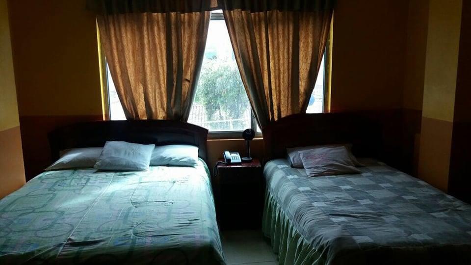 Hotel Real Madrid Riobamba Dış mekan fotoğraf