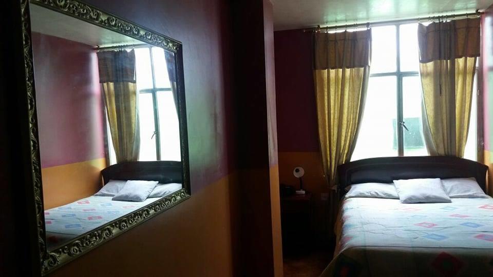 Hotel Real Madrid Riobamba Dış mekan fotoğraf