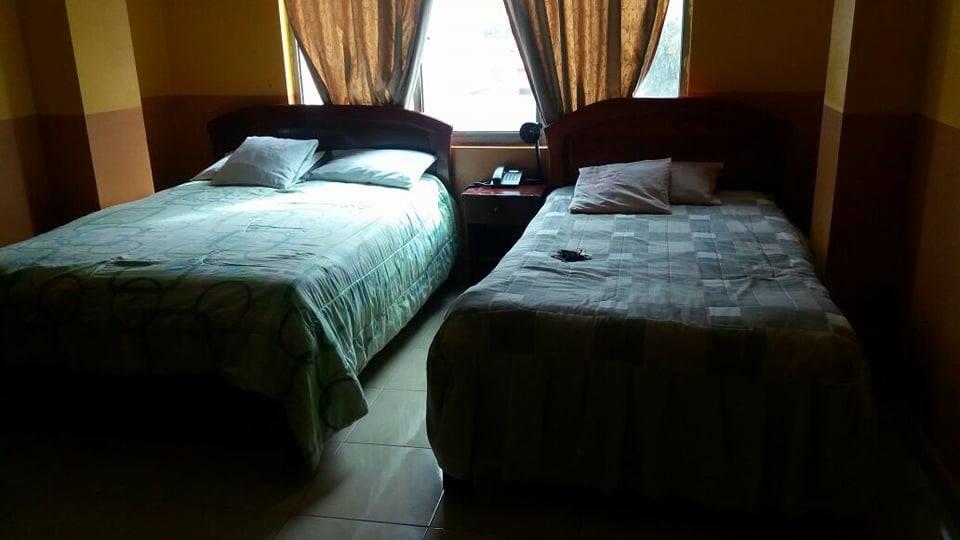Hotel Real Madrid Riobamba Dış mekan fotoğraf